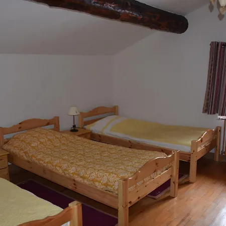 Spacieux 5 Pieces, 8 Pers, A Chalet *